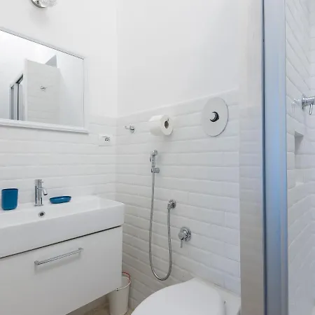 Apartment Colosseo *